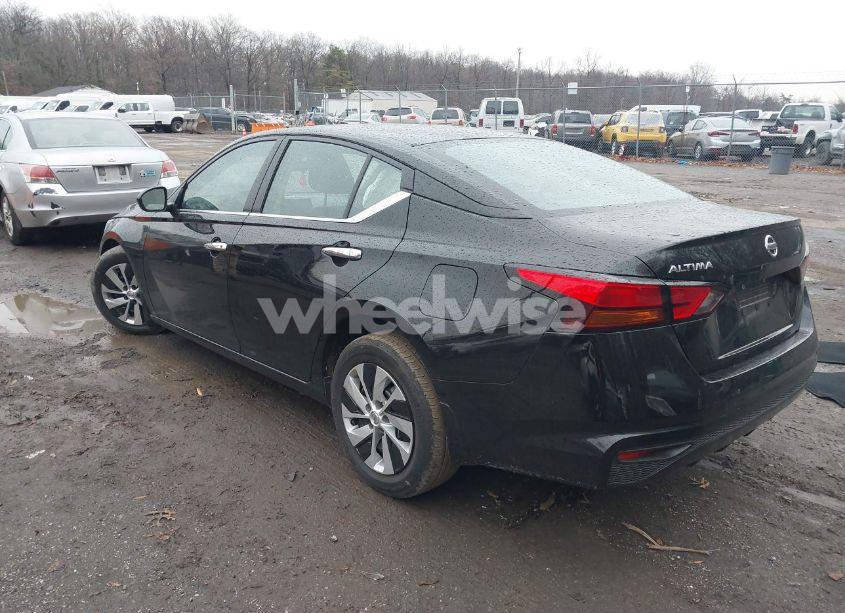 Photo 3 of 2021 Nissan Altima S FWD (VIN 1N4BL4BV1MN422387)