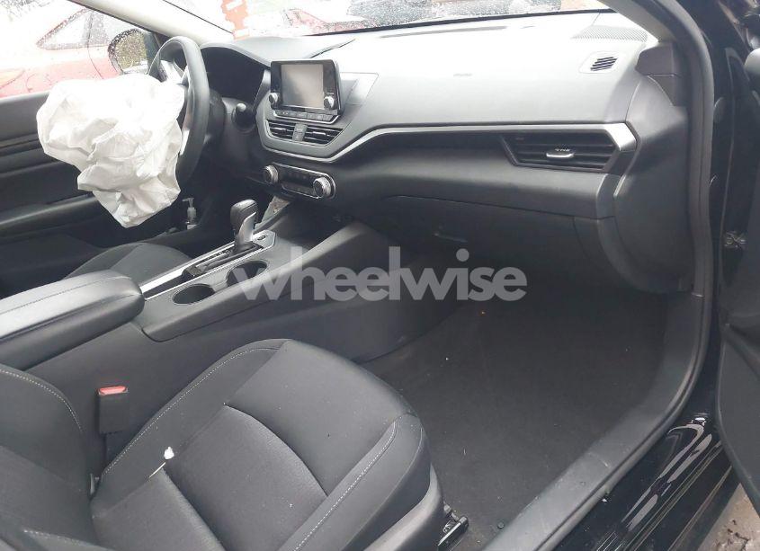 Photo 4 of 2021 Nissan Altima S FWD (VIN 1N4BL4BV1MN422387)