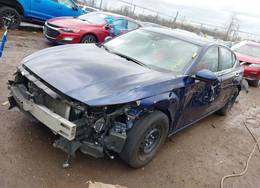 Photo 2 of 2022 Nissan Altima 2.5 S (VIN 1N4BL4BV1NN304986)