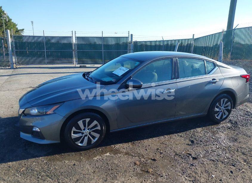 Photo 14 of 2022 Nissan Altima S FWD (VIN 1N4BL4BV1NN330925)