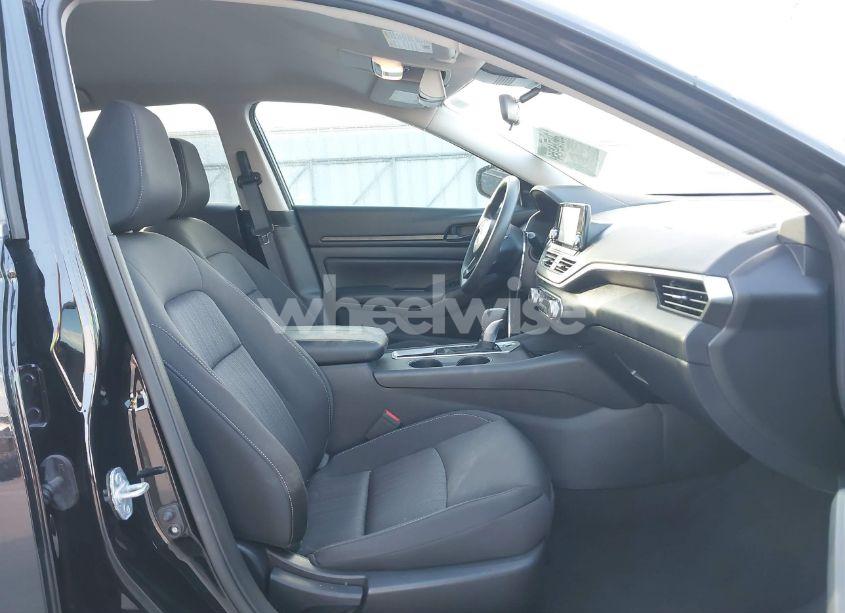 Photo 5 of 2023 Nissan Altima S FWD (VIN 1N4BL4BV1PN308362)