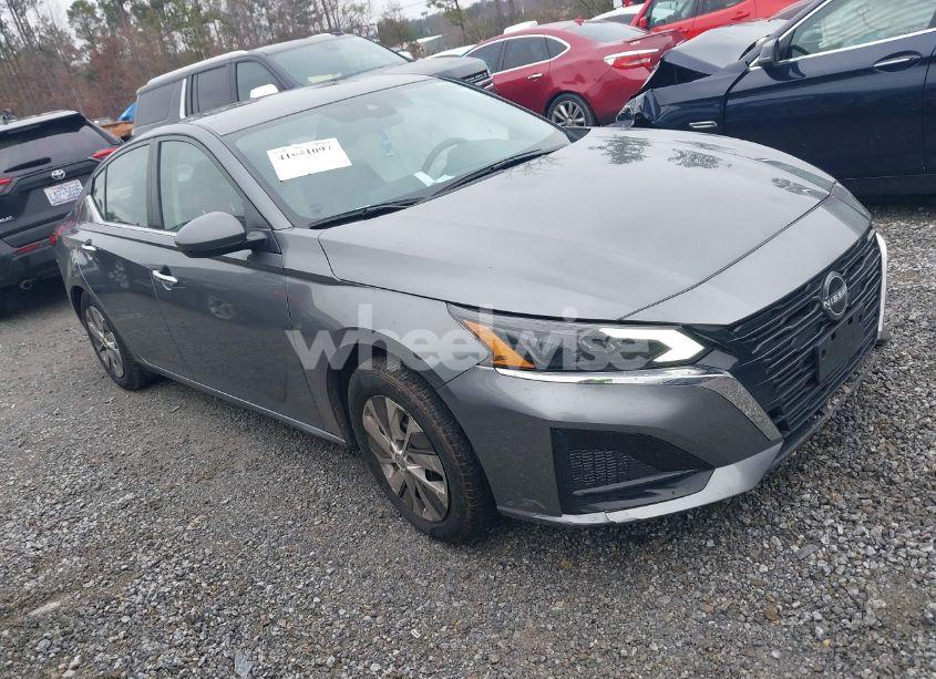 2023 Nissan Altima S FWD (VIN 1N4BL4BV1PN357268) main photo