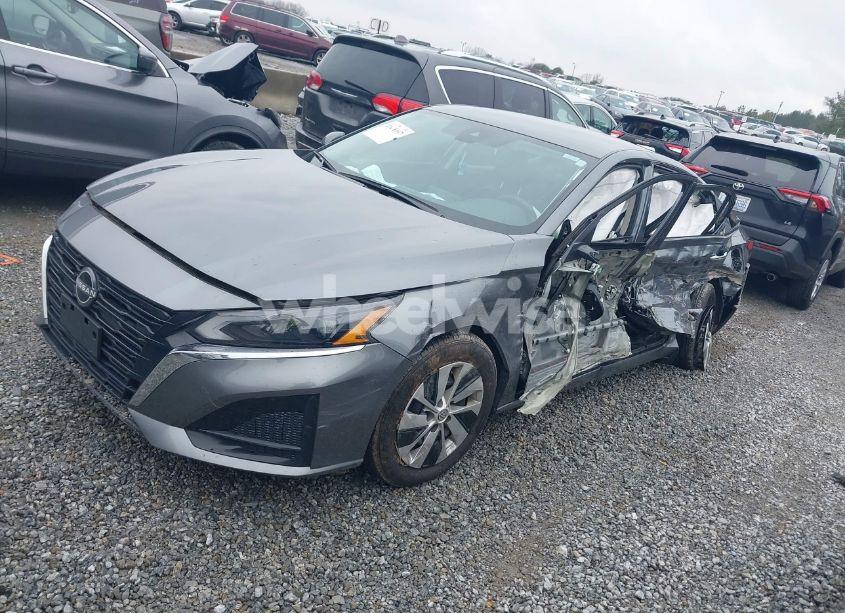 Photo 2 of 2023 Nissan Altima S FWD (VIN 1N4BL4BV1PN357268)