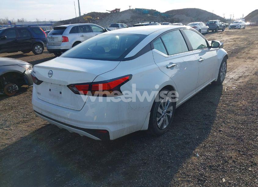 Photo 4 of 2024 Nissan Altima S FWD (VIN 1N4BL4BV1RN313886)