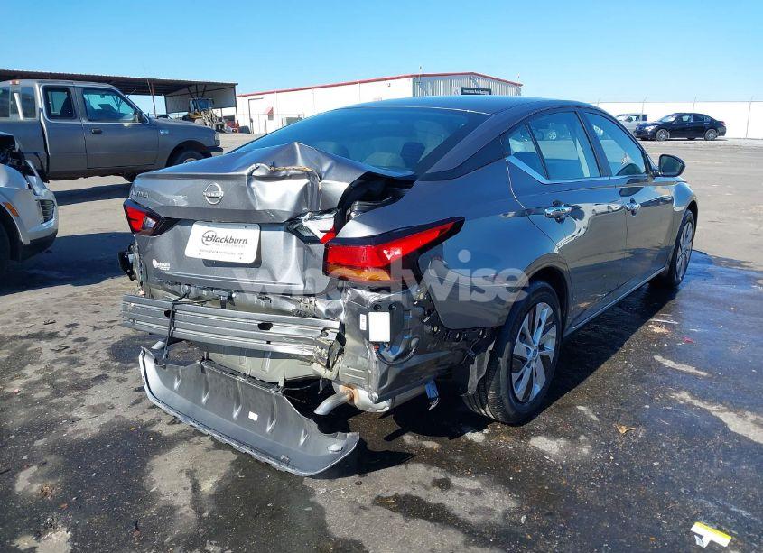 Photo 4 of 2024 Nissan Altima S FWD (VIN 1N4BL4BV1RN389933)