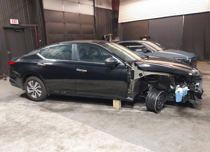 Photo 14 of 2024 Nissan Altima S FWD (VIN 1N4BL4BV1RN411901)