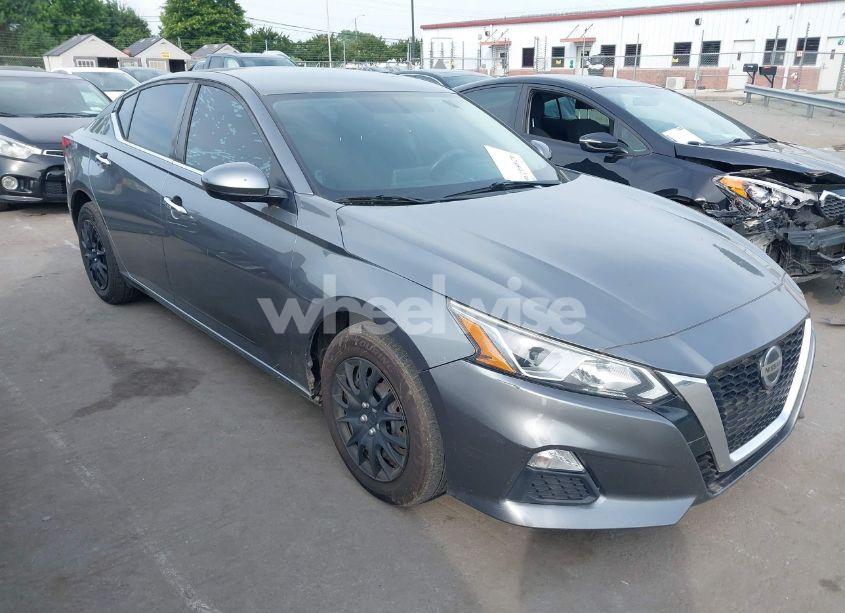 2019 Nissan Altima 2.5 S (VIN 1N4BL4BV2KC148027) main photo