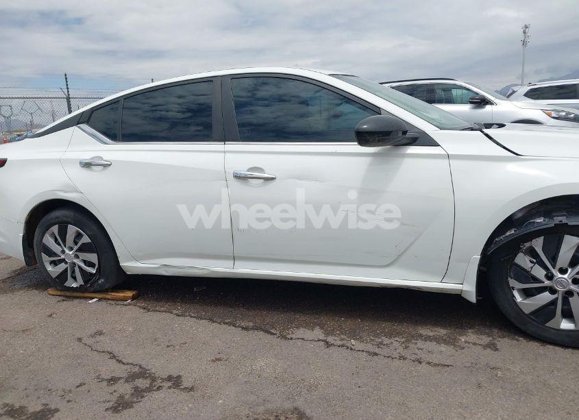 Photo 13 of 2019 Nissan Altima 2.5 S (VIN 1N4BL4BV2KC171081)