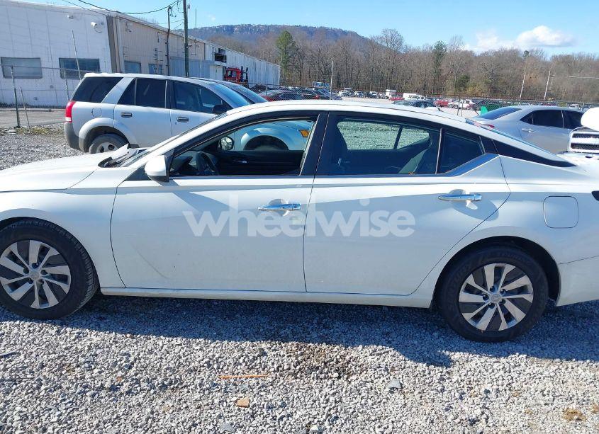 Photo 14 of 2019 Nissan Altima 2.5 S (VIN 1N4BL4BV2KC198507)