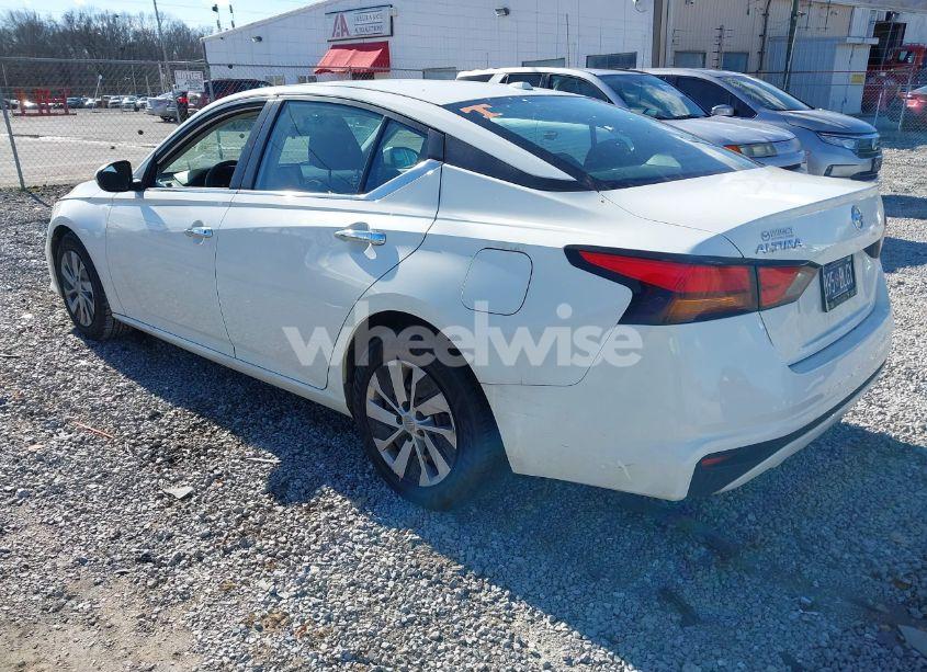 Photo 3 of 2019 Nissan Altima 2.5 S (VIN 1N4BL4BV2KC198507)