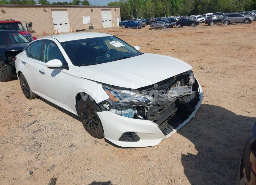 2019 Nissan Altima 2.5 S (VIN 1N4BL4BV2KC221302) main photo
