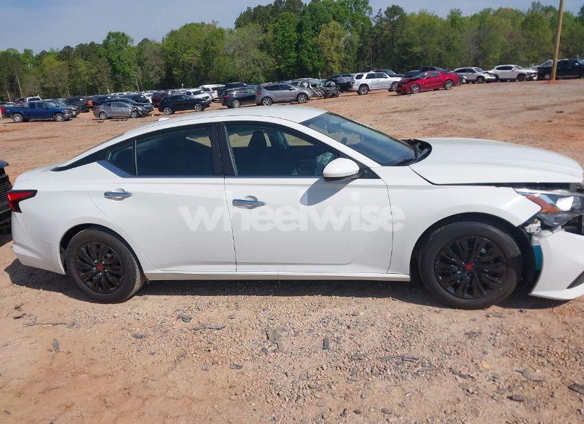 Photo 13 of 2019 Nissan Altima 2.5 S (VIN 1N4BL4BV2KC221302)