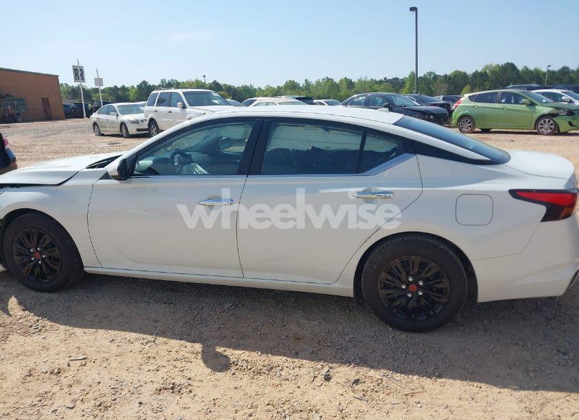 Photo 14 of 2019 Nissan Altima 2.5 S (VIN 1N4BL4BV2KC221302)