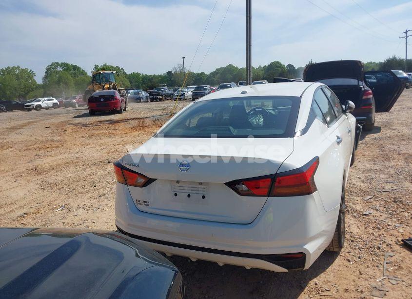 Photo 16 of 2019 Nissan Altima 2.5 S (VIN 1N4BL4BV2KC221302)