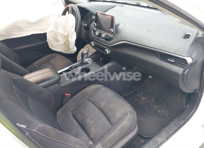 Photo 5 of 2019 Nissan Altima 2.5 S (VIN 1N4BL4BV2KC243168)