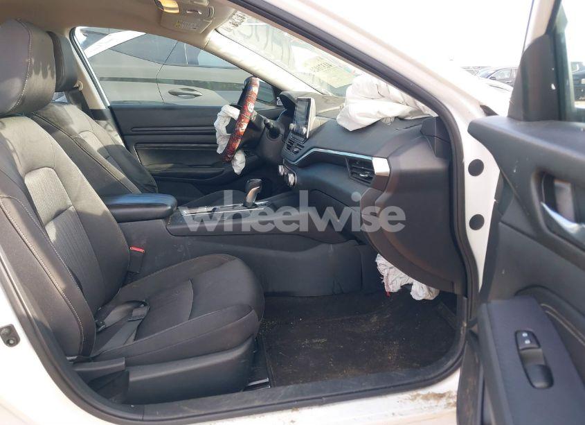 Photo 5 of 2019 Nissan Altima 2.5 S (VIN 1N4BL4BV2KN312980)