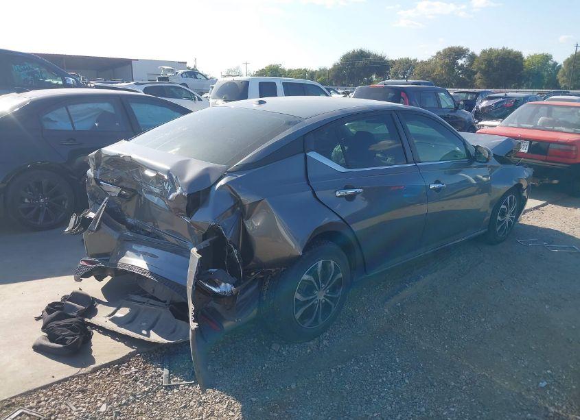 Photo 4 of 2020 Nissan Altima S FWD (VIN 1N4BL4BV2LC132363)