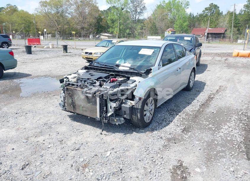 Photo 2 of 2020 Nissan Altima S FWD (VIN 1N4BL4BV2LC175570)