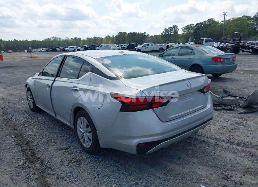 Photo 3 of 2020 Nissan Altima S FWD (VIN 1N4BL4BV2LC175570)