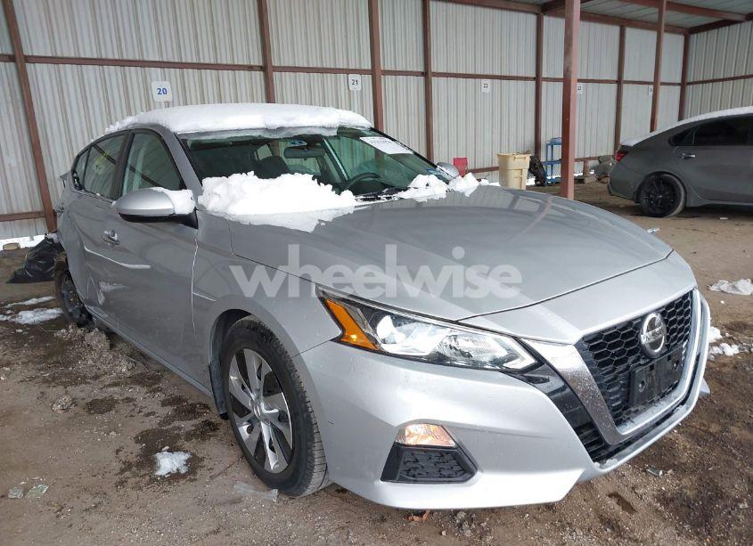 2020 Nissan Altima S FWD (VIN 1N4BL4BV2LC178968) main photo