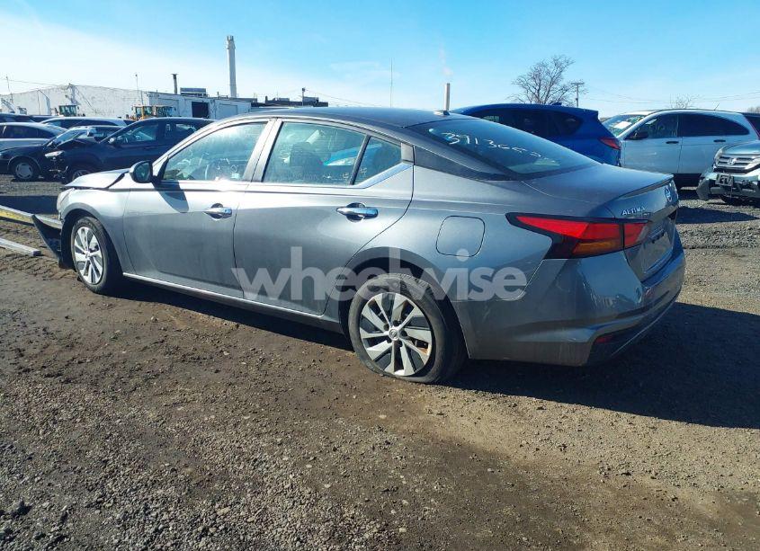 Photo 3 of 2020 Nissan Altima S FWD (VIN 1N4BL4BV2LC207577)