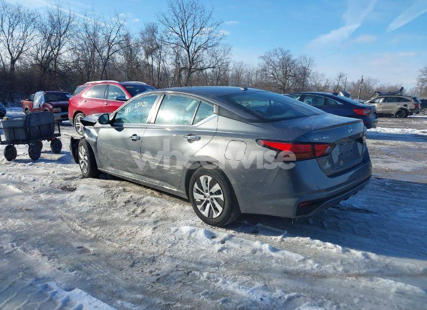 Photo 3 of 2020 Nissan Altima S FWD (VIN 1N4BL4BV2LC219390)