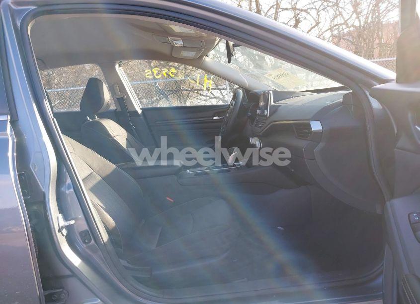 Photo 5 of 2020 Nissan Altima S FWD (VIN 1N4BL4BV2LC219390)