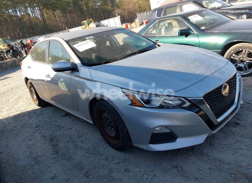 2020 Nissan Altima S FWD (VIN 1N4BL4BV2LC239431) main photo