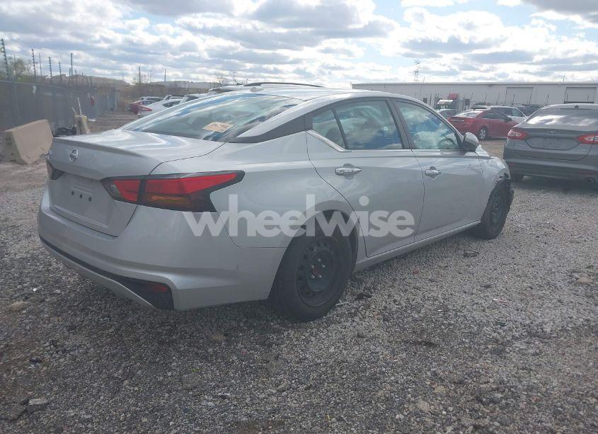 Photo 4 of 2020 Nissan Altima S FWD (VIN 1N4BL4BV2LC248551)