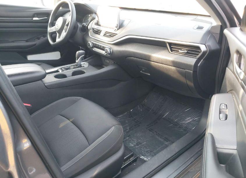 Photo 5 of 2020 Nissan Altima S FWD (VIN 1N4BL4BV2LC250798)