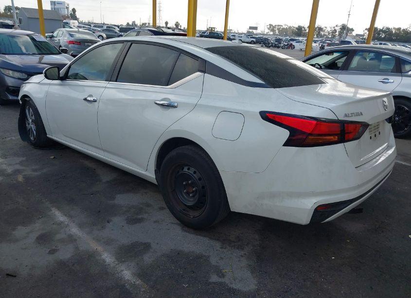 Photo 3 of 2020 Nissan Altima S FWD (VIN 1N4BL4BV2LC273370)