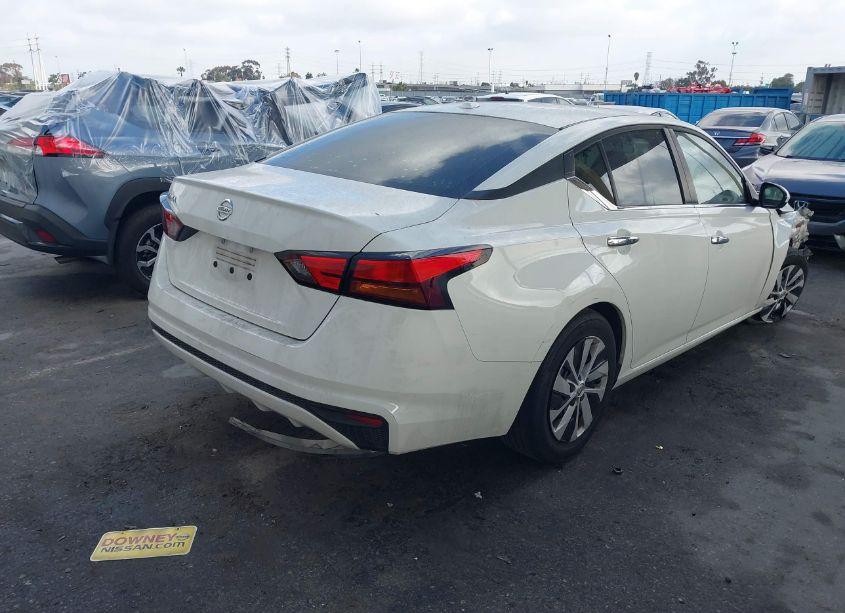 Photo 4 of 2020 Nissan Altima S FWD (VIN 1N4BL4BV2LC273370)