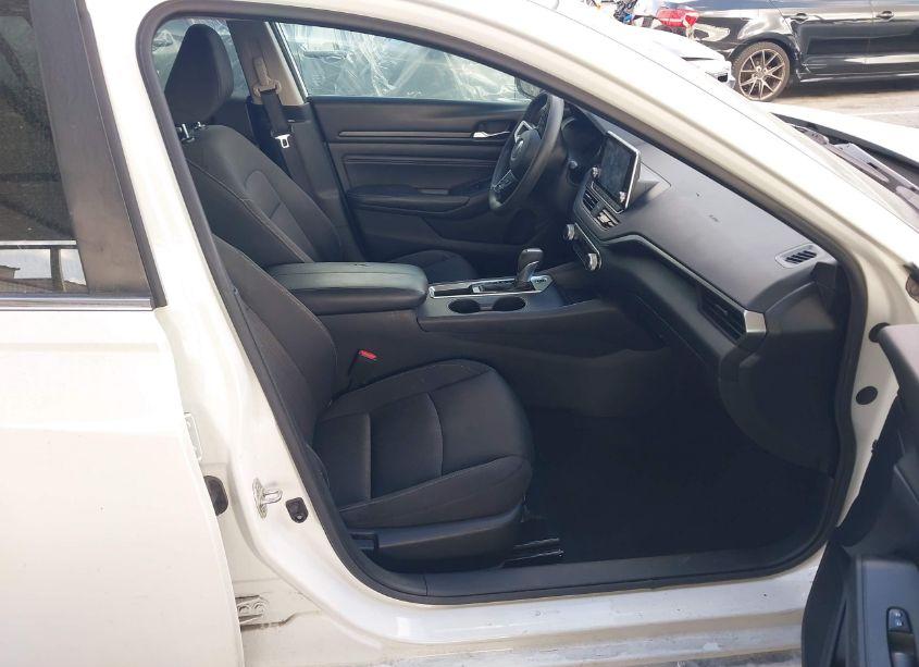 Photo 5 of 2020 Nissan Altima S FWD (VIN 1N4BL4BV2LC273370)