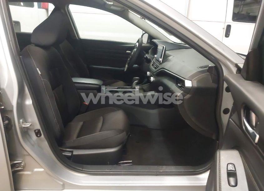 Photo 5 of 2020 Nissan Altima S FWD (VIN 1N4BL4BV2LN314116)