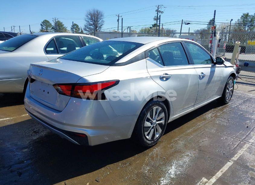 Photo 4 of 2021 Nissan Altima S FWD (VIN 1N4BL4BV2MN364984)