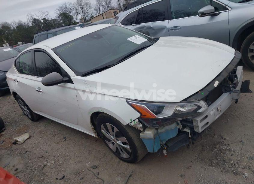 2021 Nissan Altima S FWD (VIN 1N4BL4BV2MN380859) main photo
