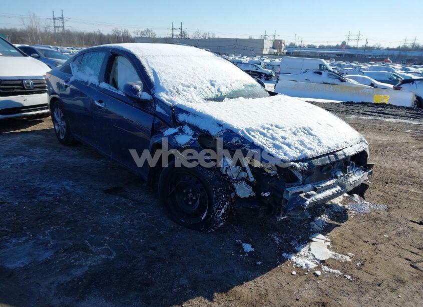 2021 Nissan Altima S FWD (VIN 1N4BL4BV2MN382725) main photo