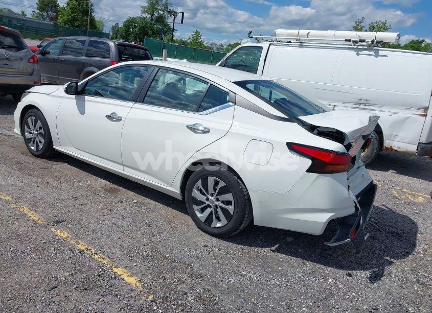 Photo 3 of 2022 Nissan Altima S FWD (VIN 1N4BL4BV2NN318038)