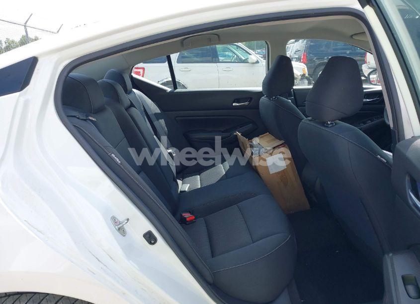 Photo 8 of 2022 Nissan Altima S FWD (VIN 1N4BL4BV2NN318038)