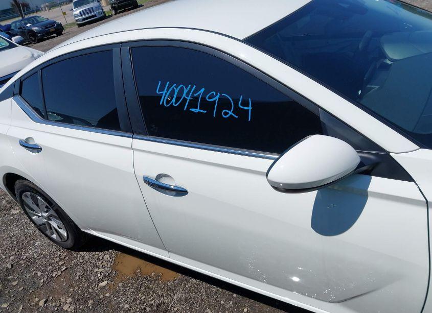 Photo 14 of 2022 Nissan Altima S FWD (VIN 1N4BL4BV2NN373623)