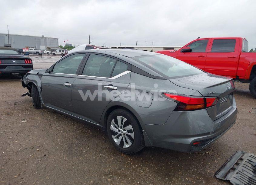 Photo 3 of 2023 Nissan Altima S FWD (VIN 1N4BL4BV2PN304742)