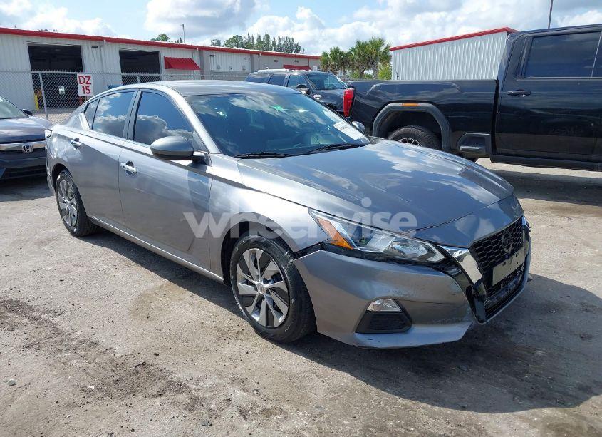 2019 Nissan Altima 2.5 S (VIN 1N4BL4BV3KC210275) main photo