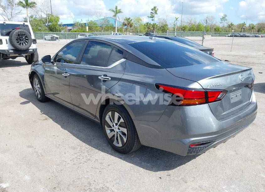 Photo 3 of 2019 Nissan Altima 2.5 S (VIN 1N4BL4BV3KC210275)