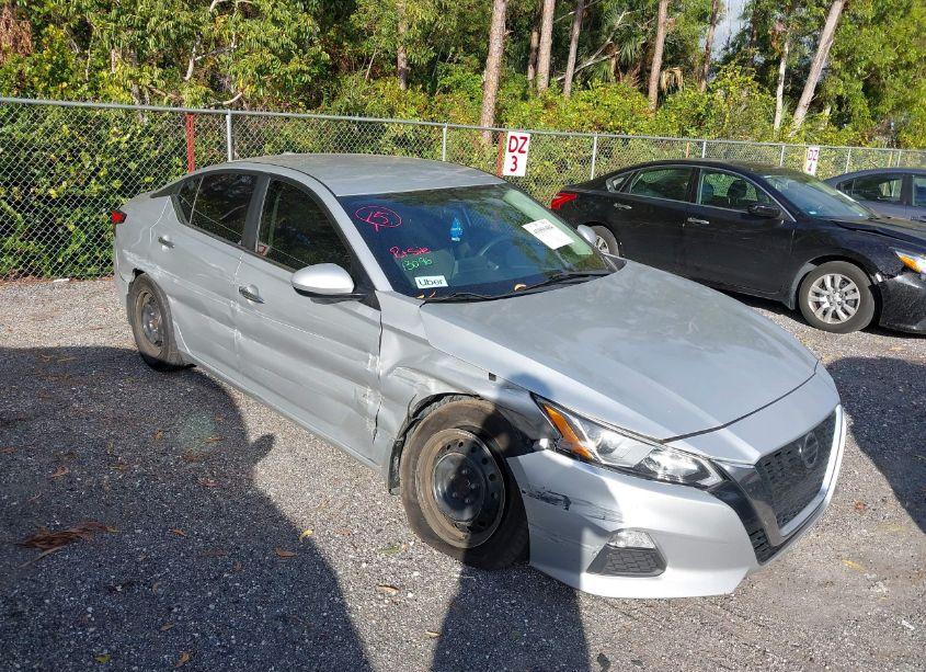 2019 Nissan Altima 2.5 S (VIN 1N4BL4BV3KC219204) main photo