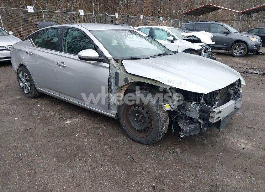 2019 Nissan Altima 2.5 S (VIN 1N4BL4BV3KC224239) main photo