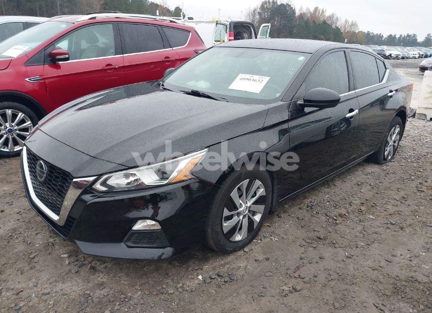 Photo 2 of 2019 Nissan Altima 2.5 S (VIN 1N4BL4BV3KC242272)