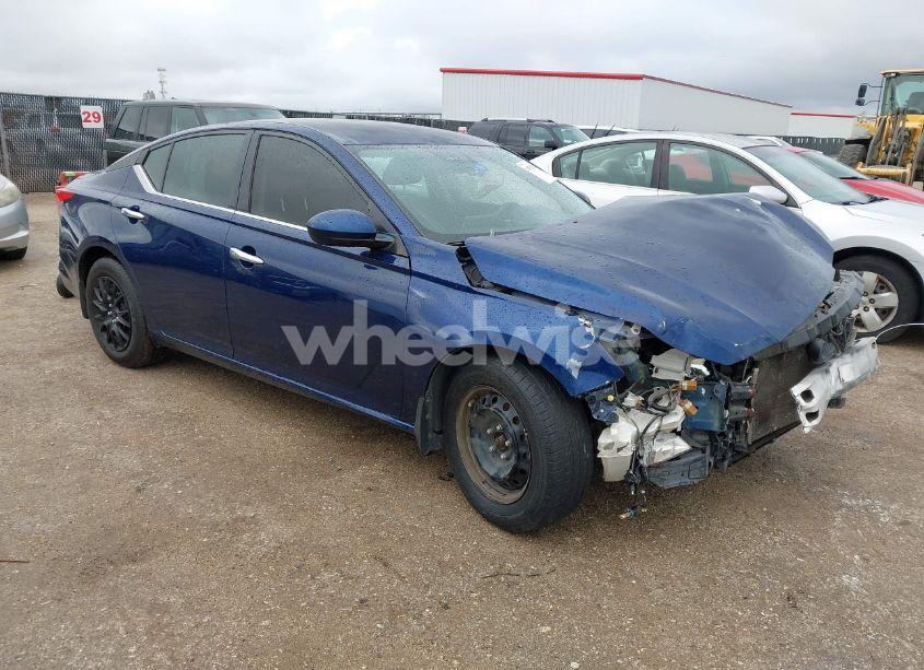 2019 Nissan Altima 2.5 S (VIN 1N4BL4BV3KN311031) main photo