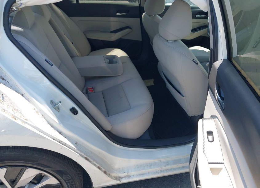 Photo 8 of 2019 Nissan Altima 2.5 S (VIN 1N4BL4BV3KN325057)