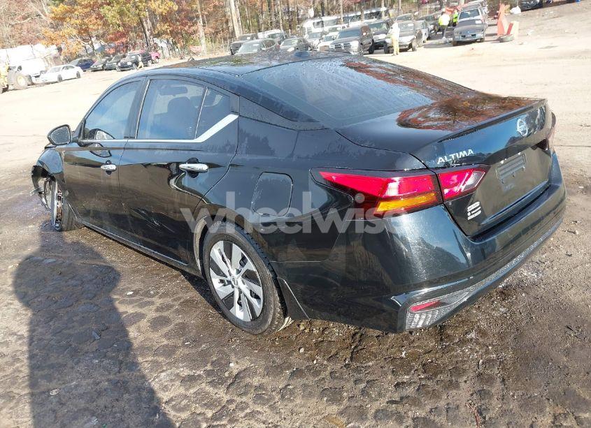 Photo 3 of 2019 Nissan Altima 2.5 S (VIN 1N4BL4BV3KN325429)