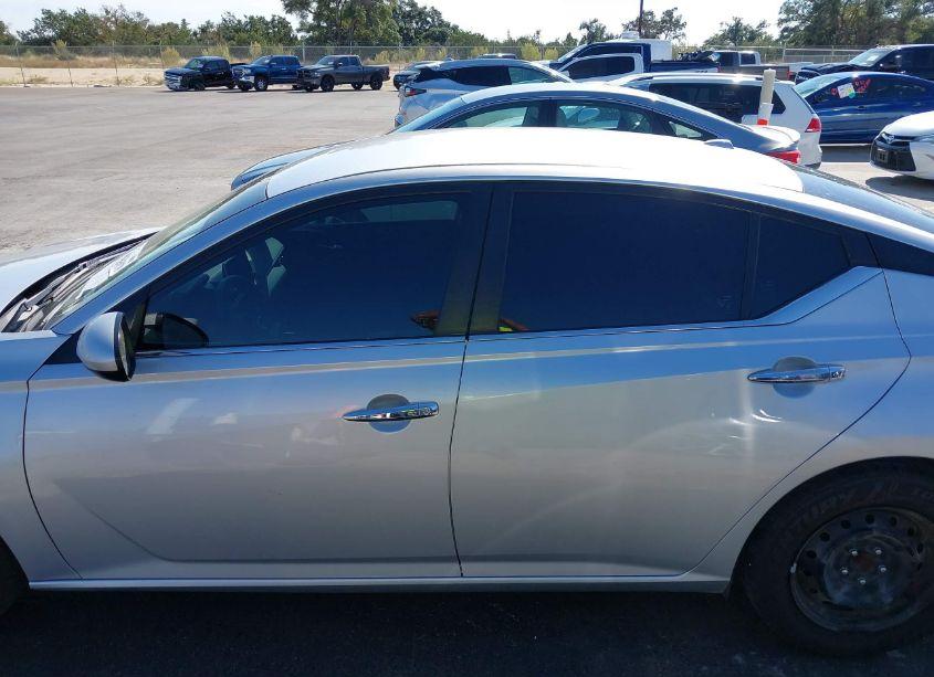 Photo 14 of 2020 Nissan Altima S FWD (VIN 1N4BL4BV3LC135191)